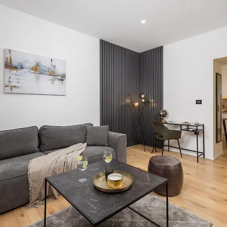 Cosy&Lux On Main Square, Korzo Rijeka Apartment Exterior foto